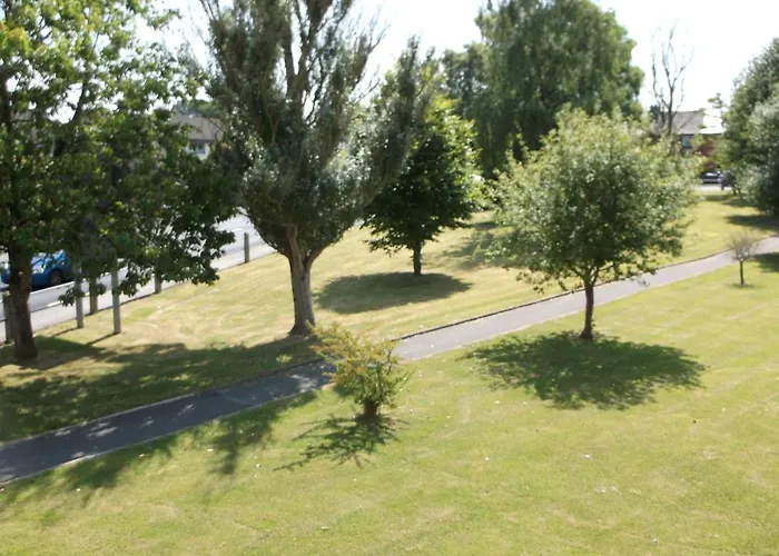 St.john Oda ve Kahvaltı Athlone